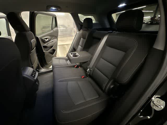 Used 2022 GMC Terrain SLE w/ Driver Convenience Package AWD/4WD image 18