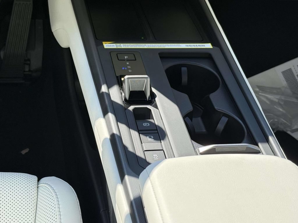 New 2026 Lexus ES 500e AWD/4WD image 15