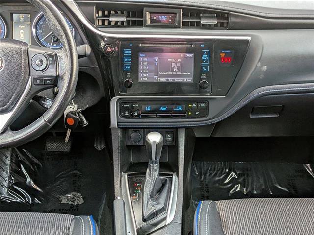 Certified 2018 Toyota Corolla SE w/ Carpet Mat Package (TMS) FWD image 14