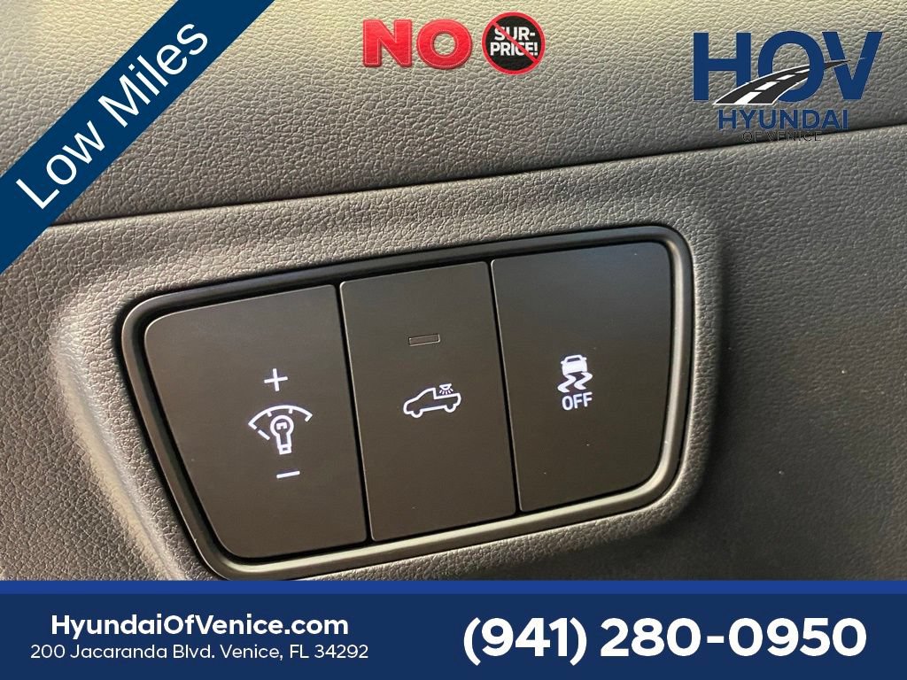Certified 2024 Hyundai Santa Cruz Night AWD/4WD image 26