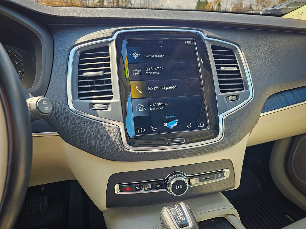Used 2020 Volvo XC90 T6 Momentum w/ Protection Package Premier image 22