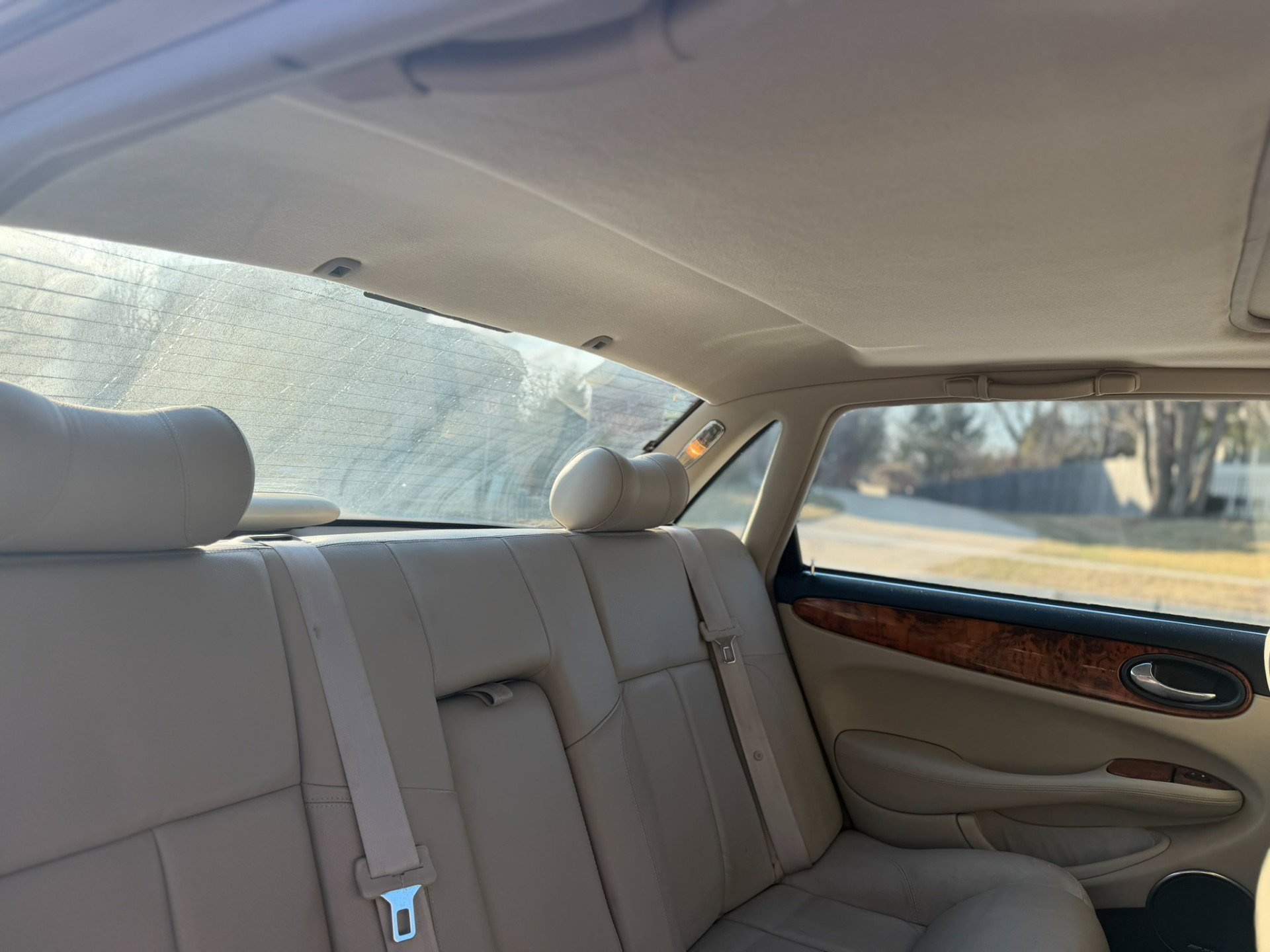 Used 2002 Jaguar XJ8 image 24