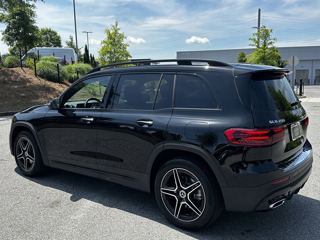 Certified 2025 Mercedes-Benz GLB 250 image 6
