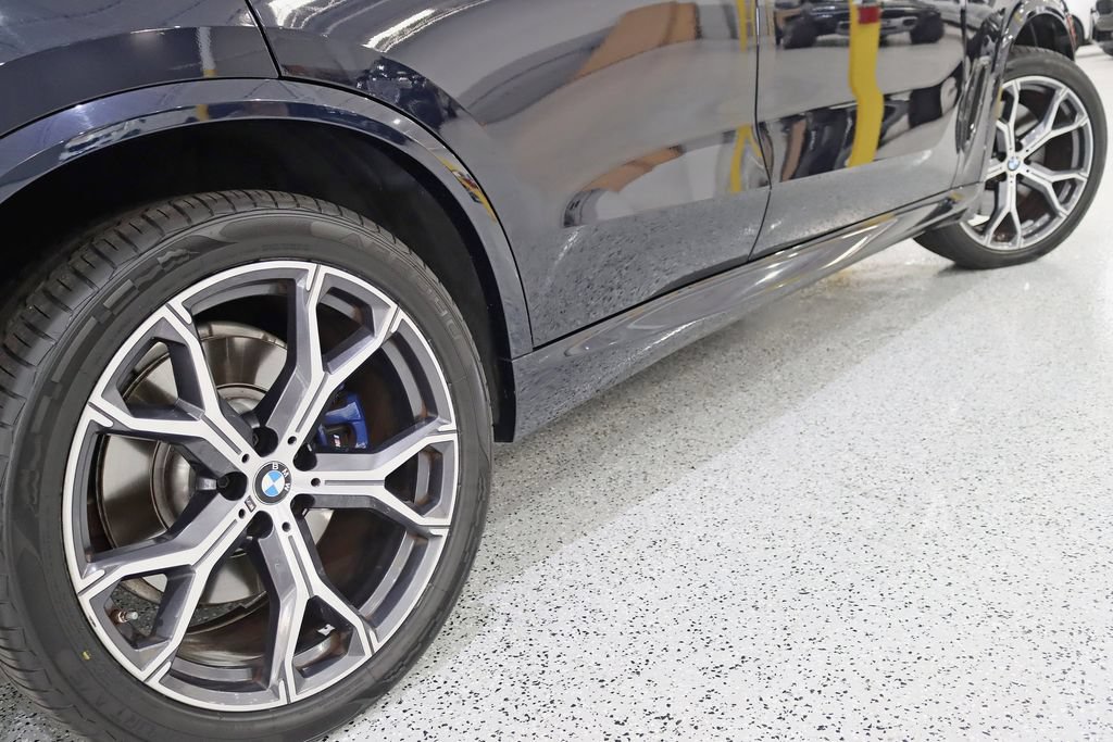 Used 2021 BMW X5 M50i w/ Executive Package AWD/4WD image 13