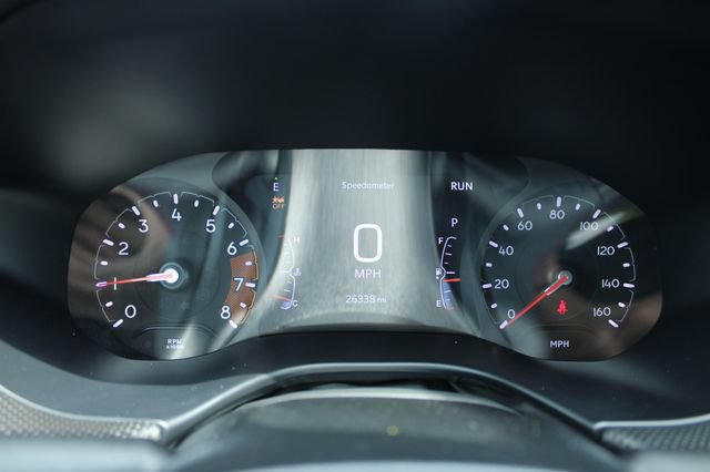 Used 2025 Jeep Compass Trailhawk w/ Trailhawk Convenience Group AWD/4WD image 26