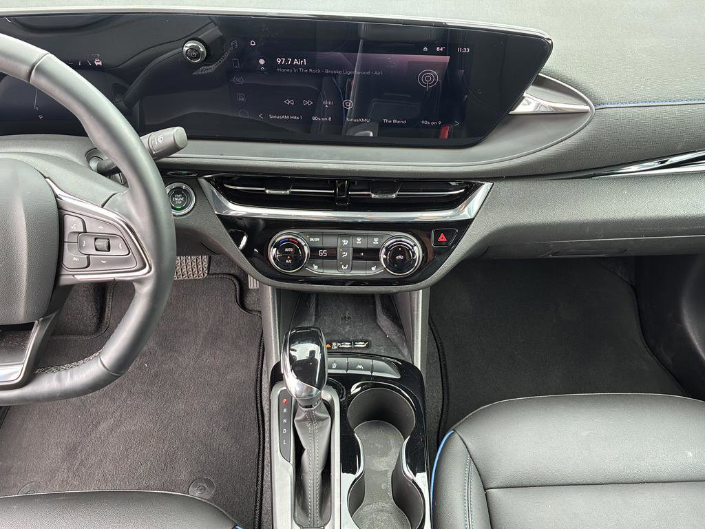 Used 2025 Buick Envista Sport Touring w/ Convenience I Package FWD image 15
