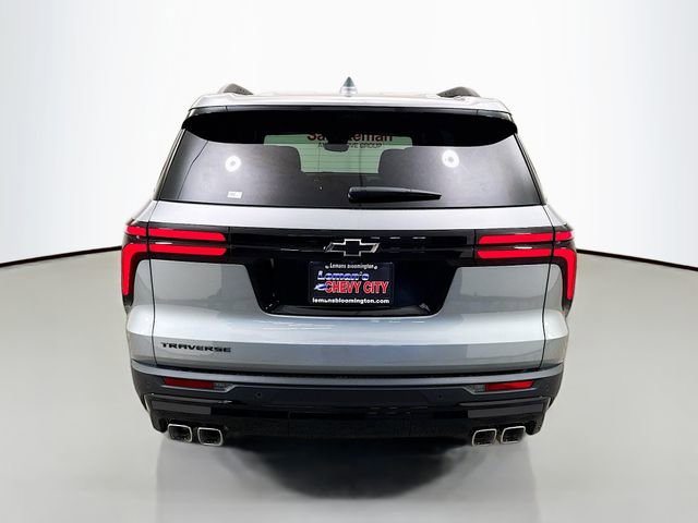 New 2026 Chevrolet Traverse LT w/ Midnight/Sport Edition FWD image 7