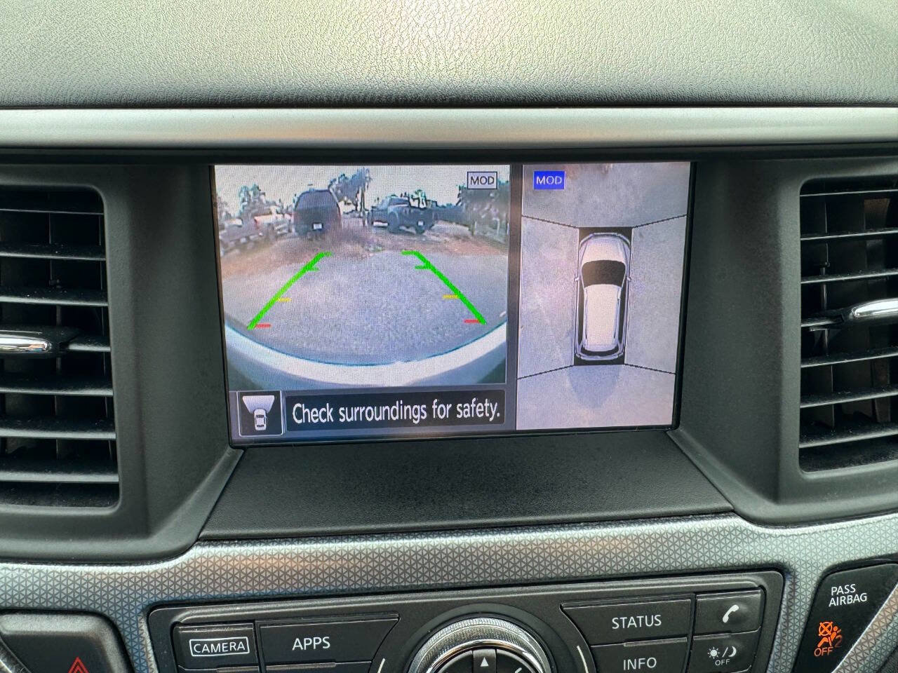 Used 2018 Nissan Pathfinder SL image 21