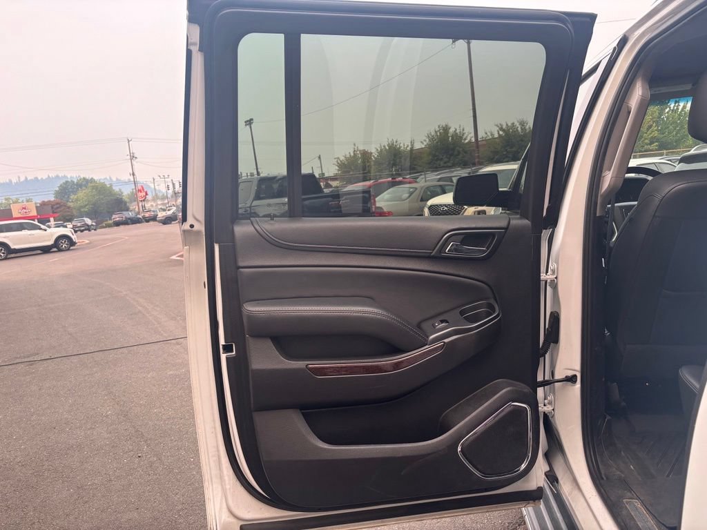 Used 2017 GMC Yukon XL SLT AWD/4WD image 20