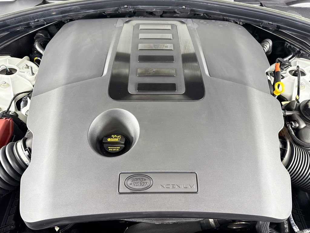 Used 2023 Land Rover Range Rover Velar R-Dynamic S image 25