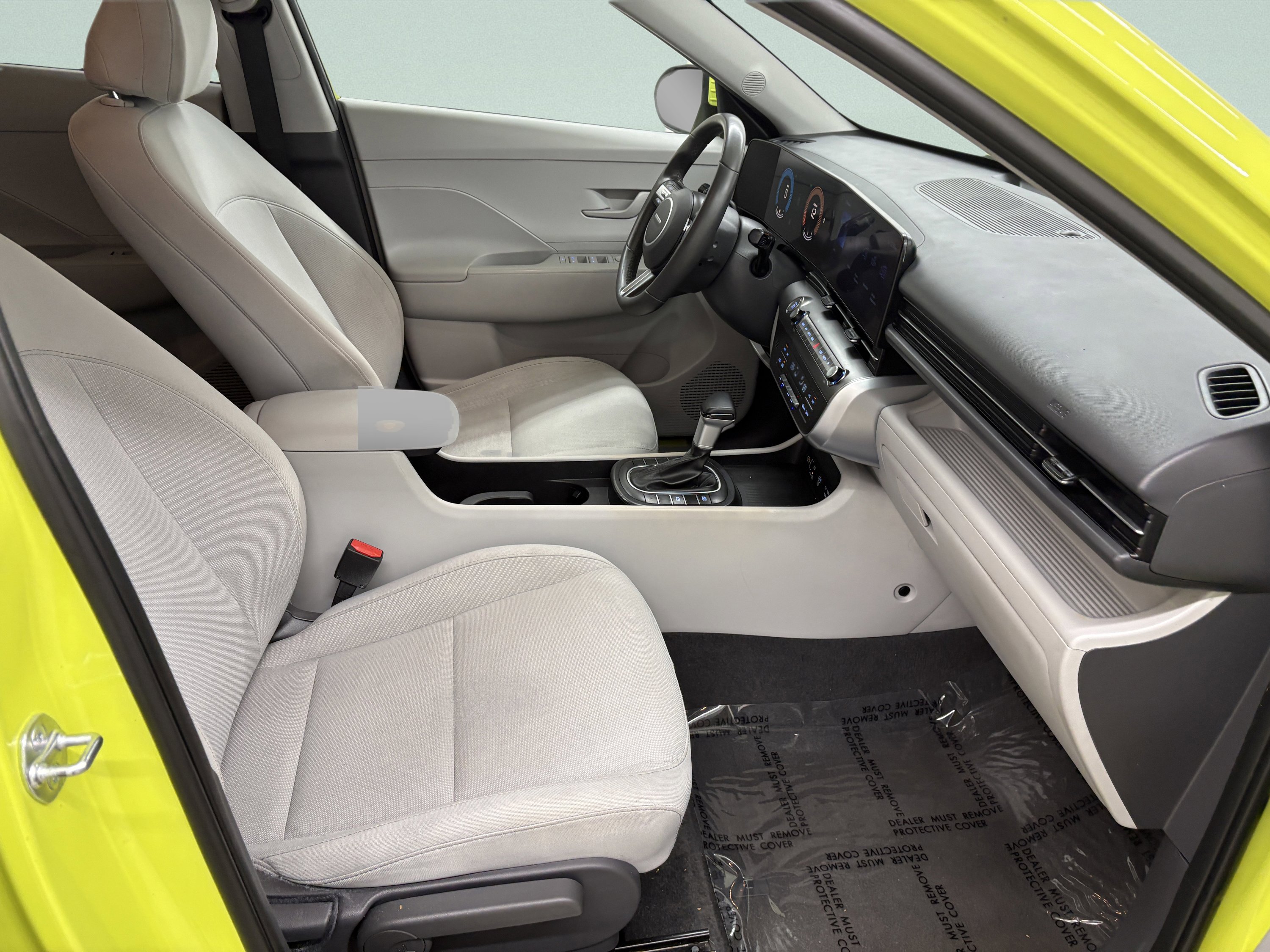 Used 2025 Hyundai Kona SEL image 21