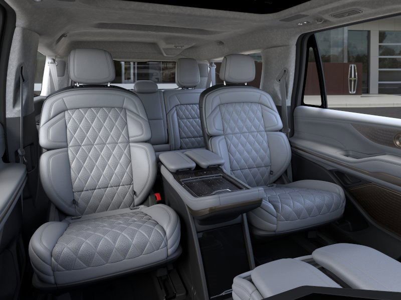 New 2026 Lincoln Navigator L Black Label image 11