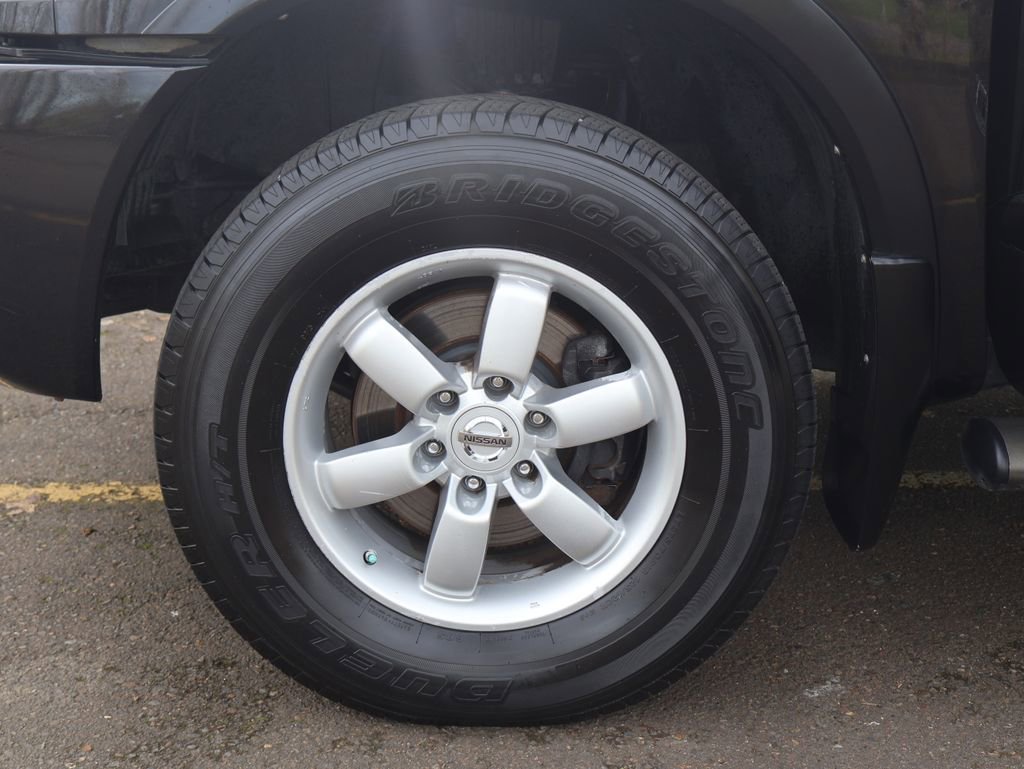 Used 2011 Nissan Titan S image 39