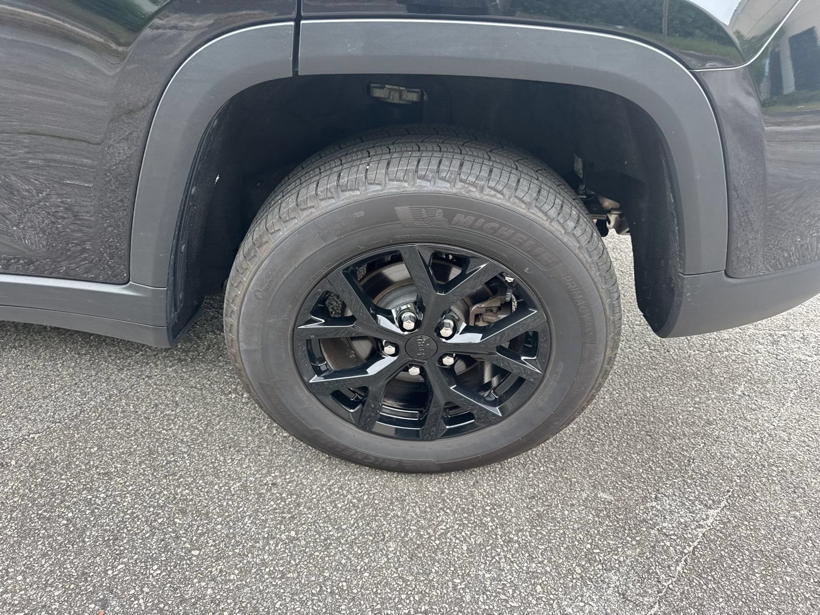 Used 2025 Jeep Grand Cherokee Altitude AWD/4WD image 19