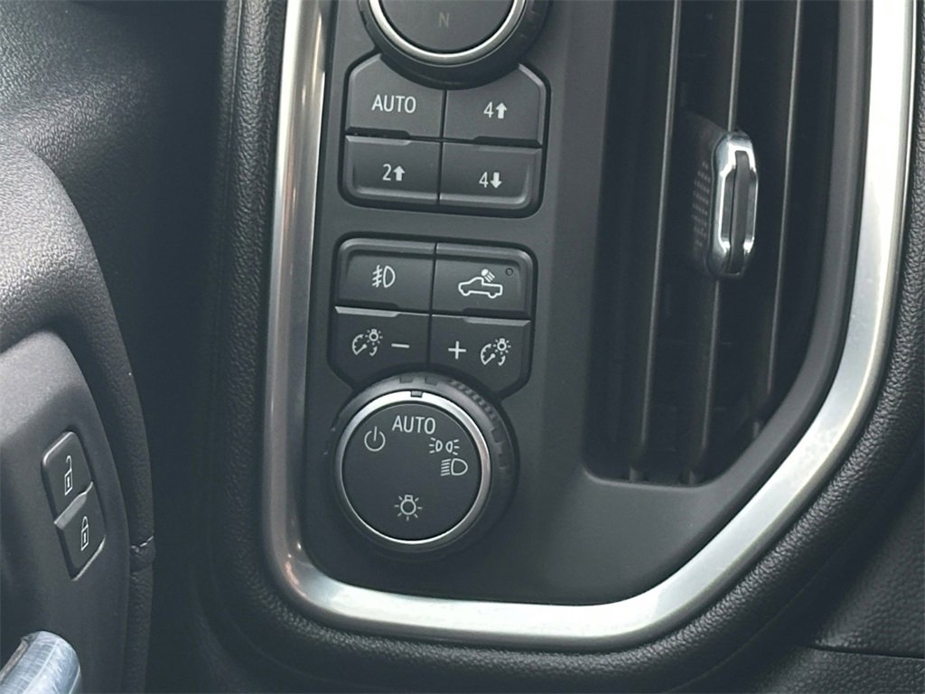 Used 2019 Chevrolet Silverado 1500 RST w/ All-Star Edition image 11