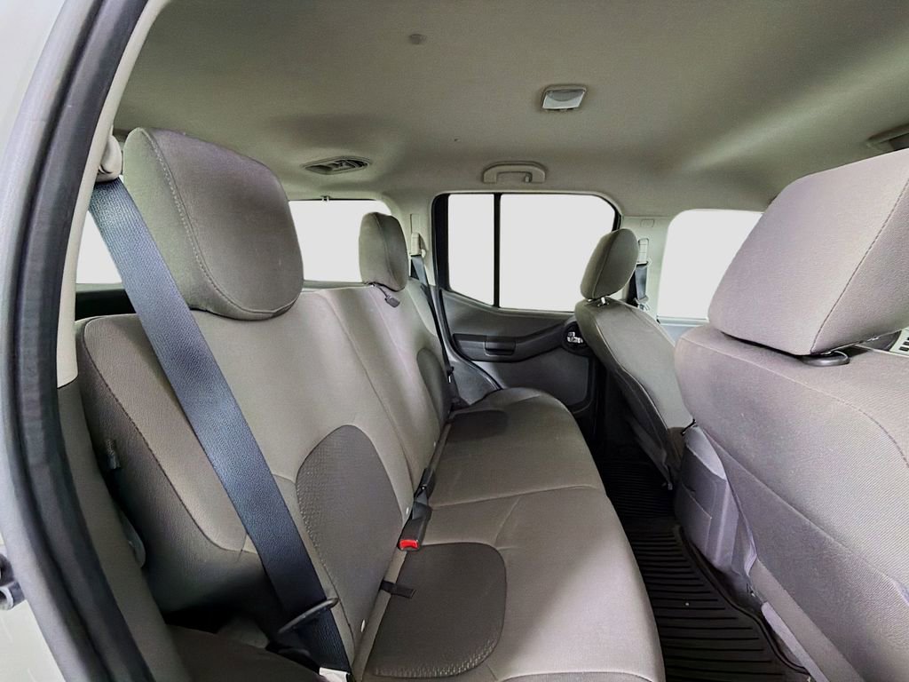 Used 2015 Nissan Xterra S w/ Value Package image 23