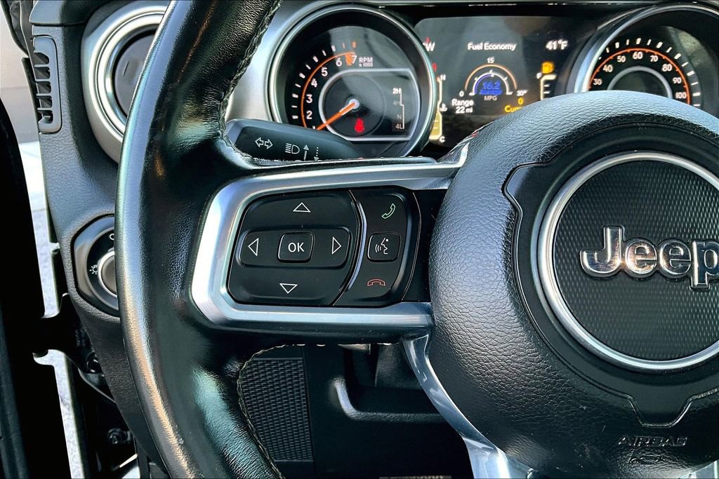 Used 2021 Jeep Wrangler Unlimited Sahara w/ Uconnect 4C Nav & Sound Group image 11