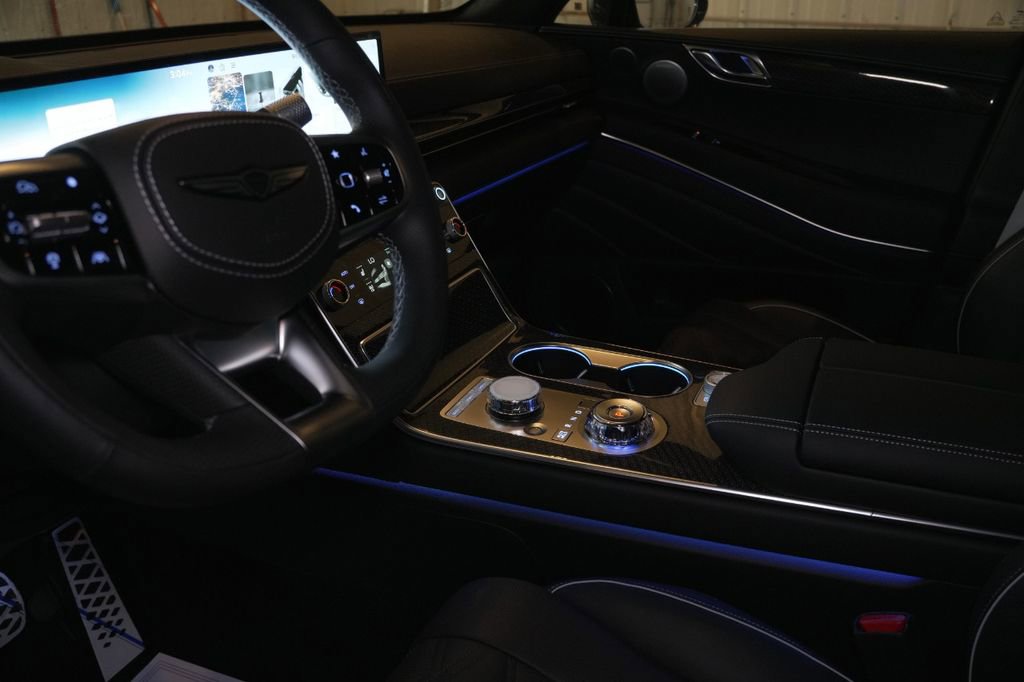 New 2025 Genesis GV80 3.5T e-SC image 24