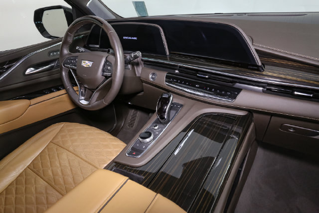Used 2024 Cadillac Escalade Sport w/ LPO, ONYX Package AWD/4WD image 20