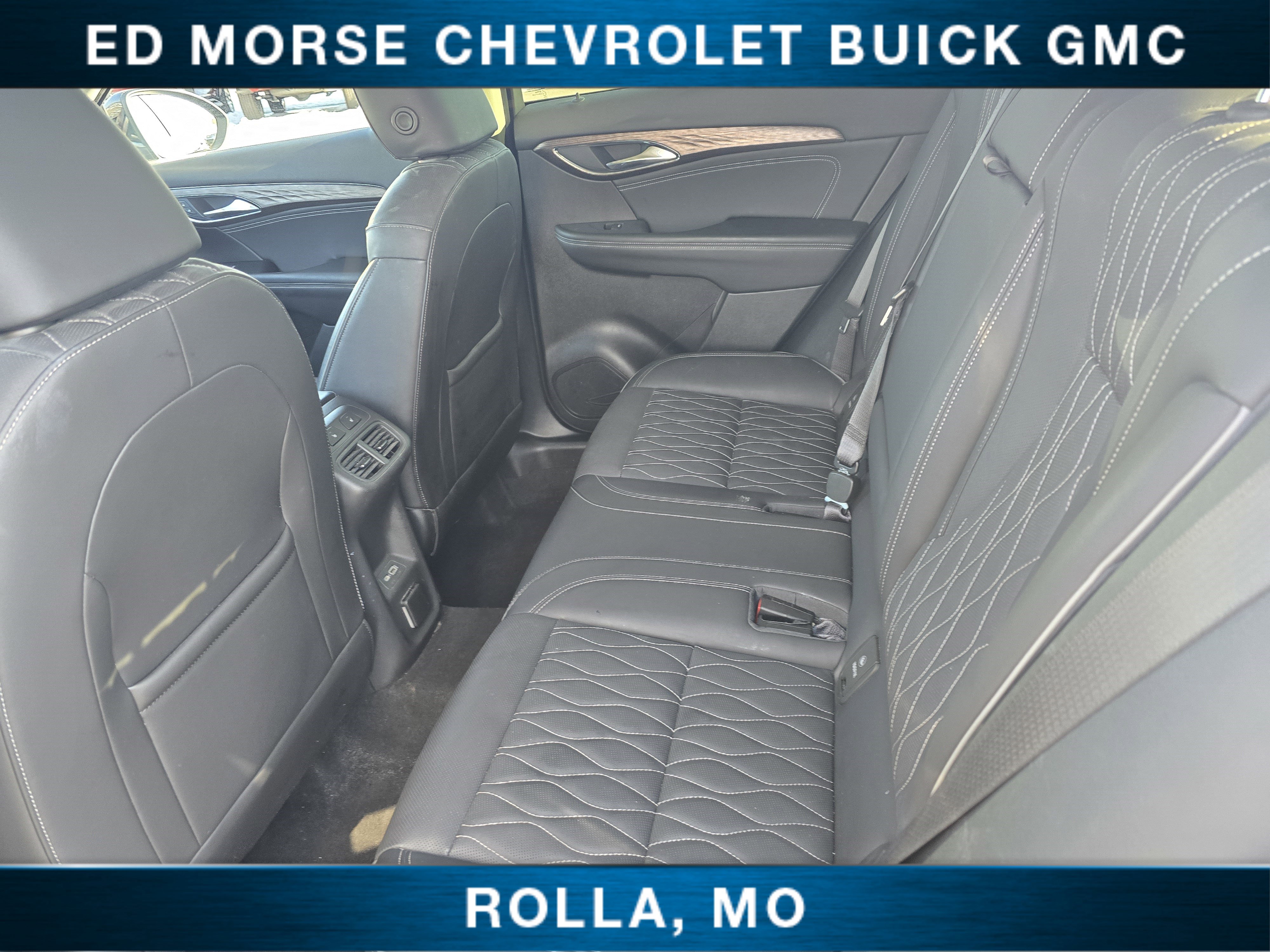 Used 2023 Buick Envision Avenir image 17