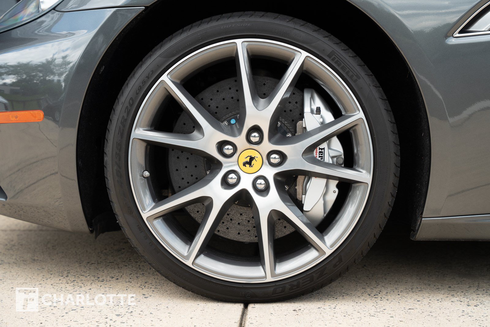 Used 2012 Ferrari California RWD image 12