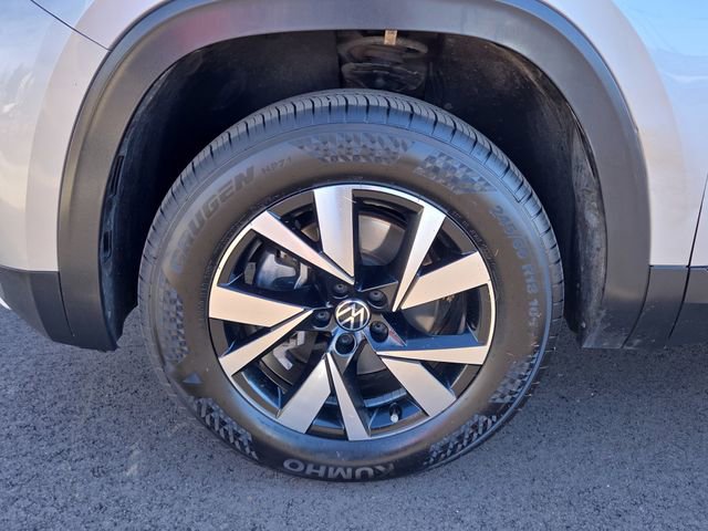 Used 2023 Volkswagen Atlas Cross Sport SE image 9