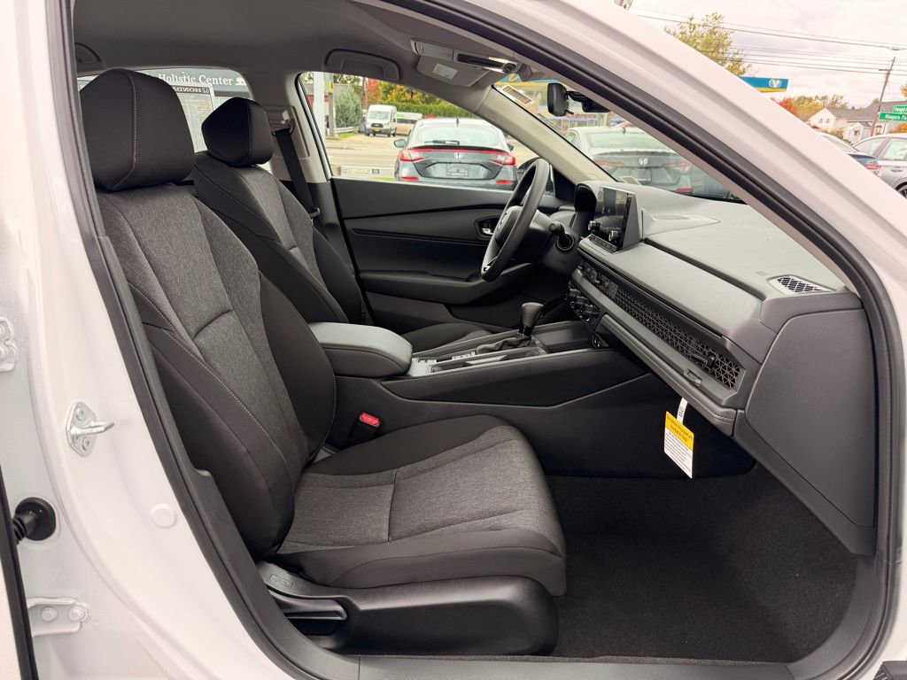 New 2025 Honda Accord LX image 15