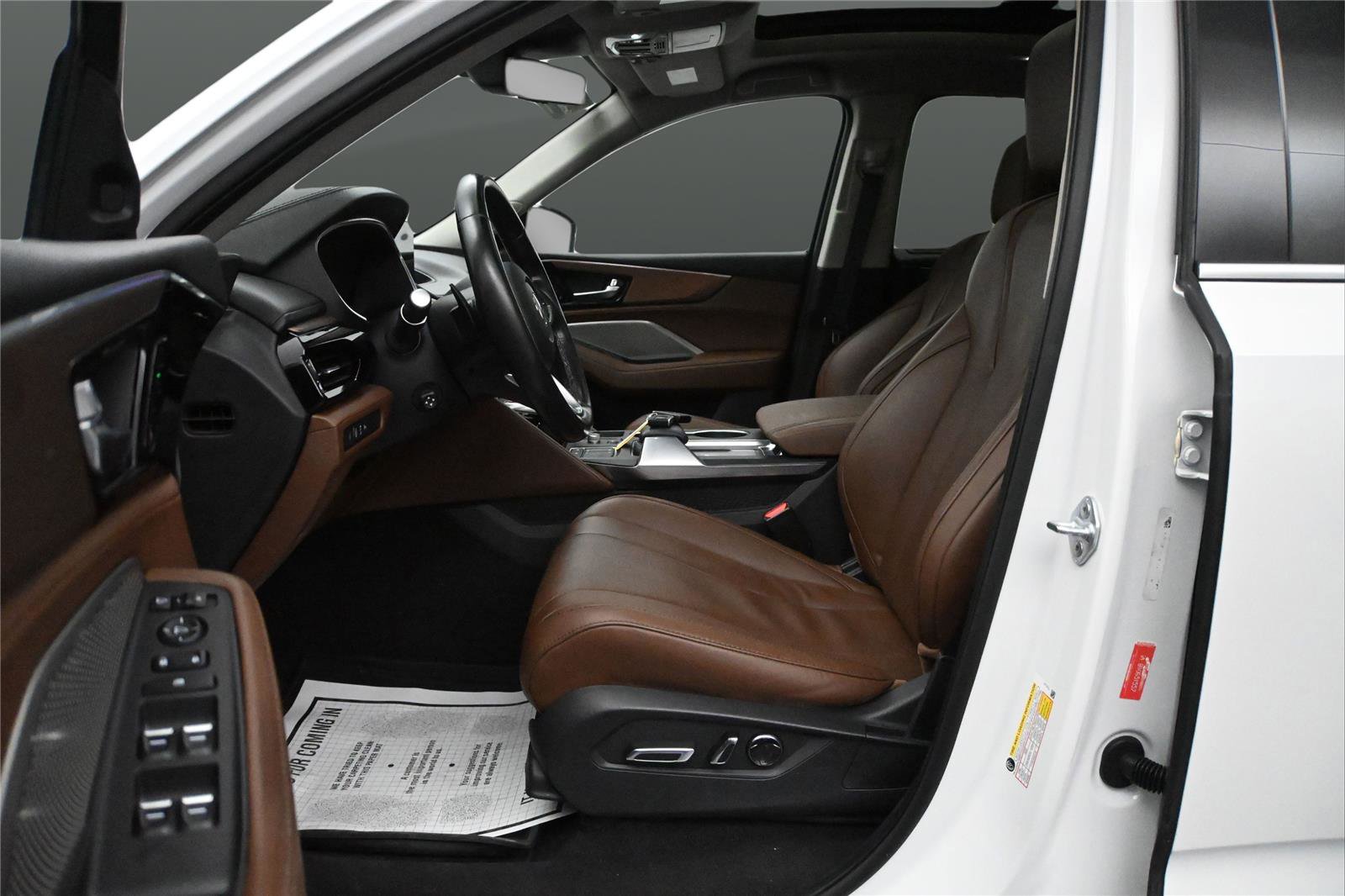 Certified 2024 Acura MDX SH-AWD w/ Technology Package image 7
