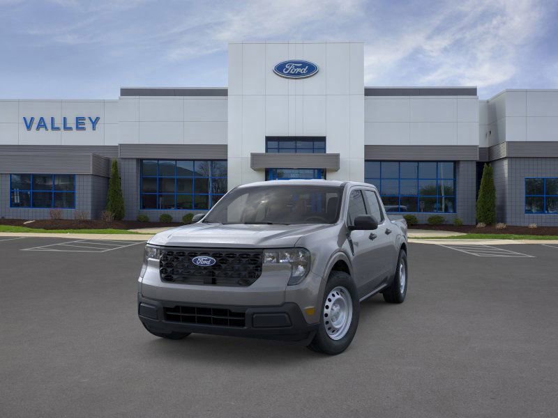 New 2025 Ford Maverick XL image 3