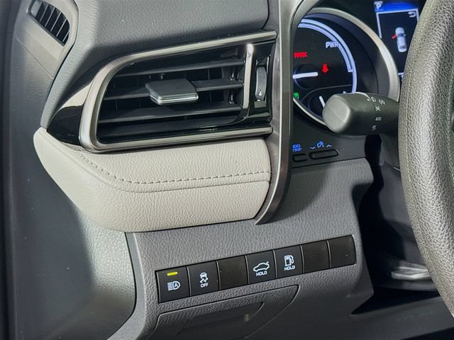 Used 2021 Toyota Camry LE FWD image 18