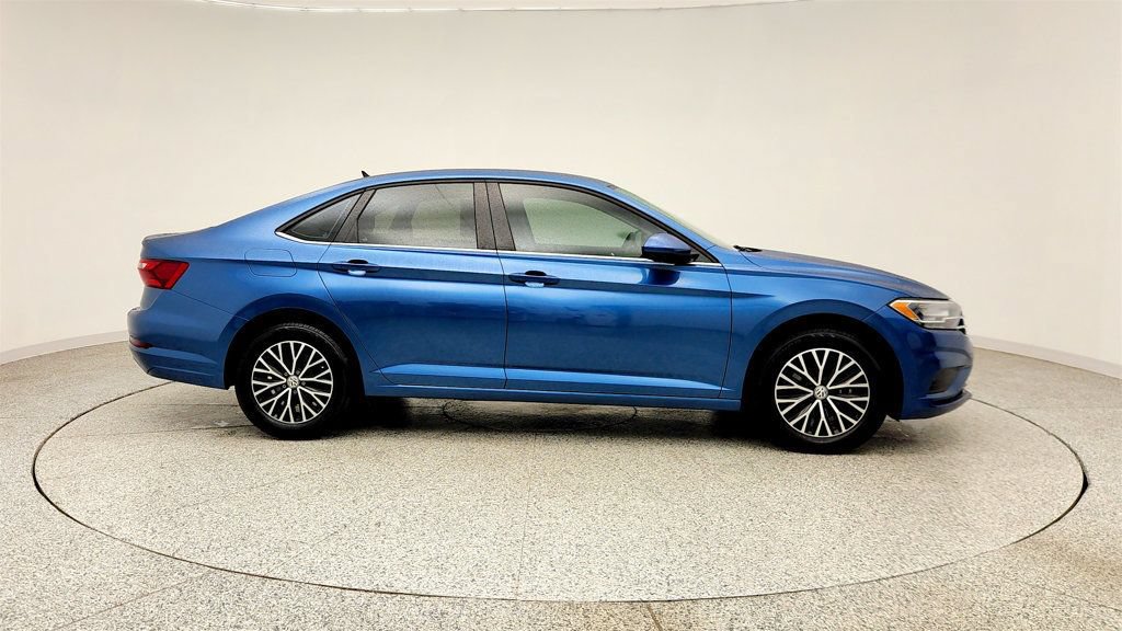 Used 2021 Volkswagen Jetta SE FWD image 4