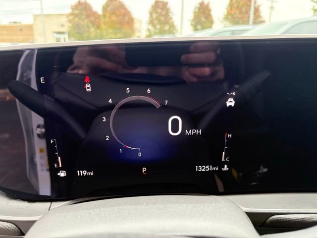 Certified 2024 Buick Envista Preferred image 30