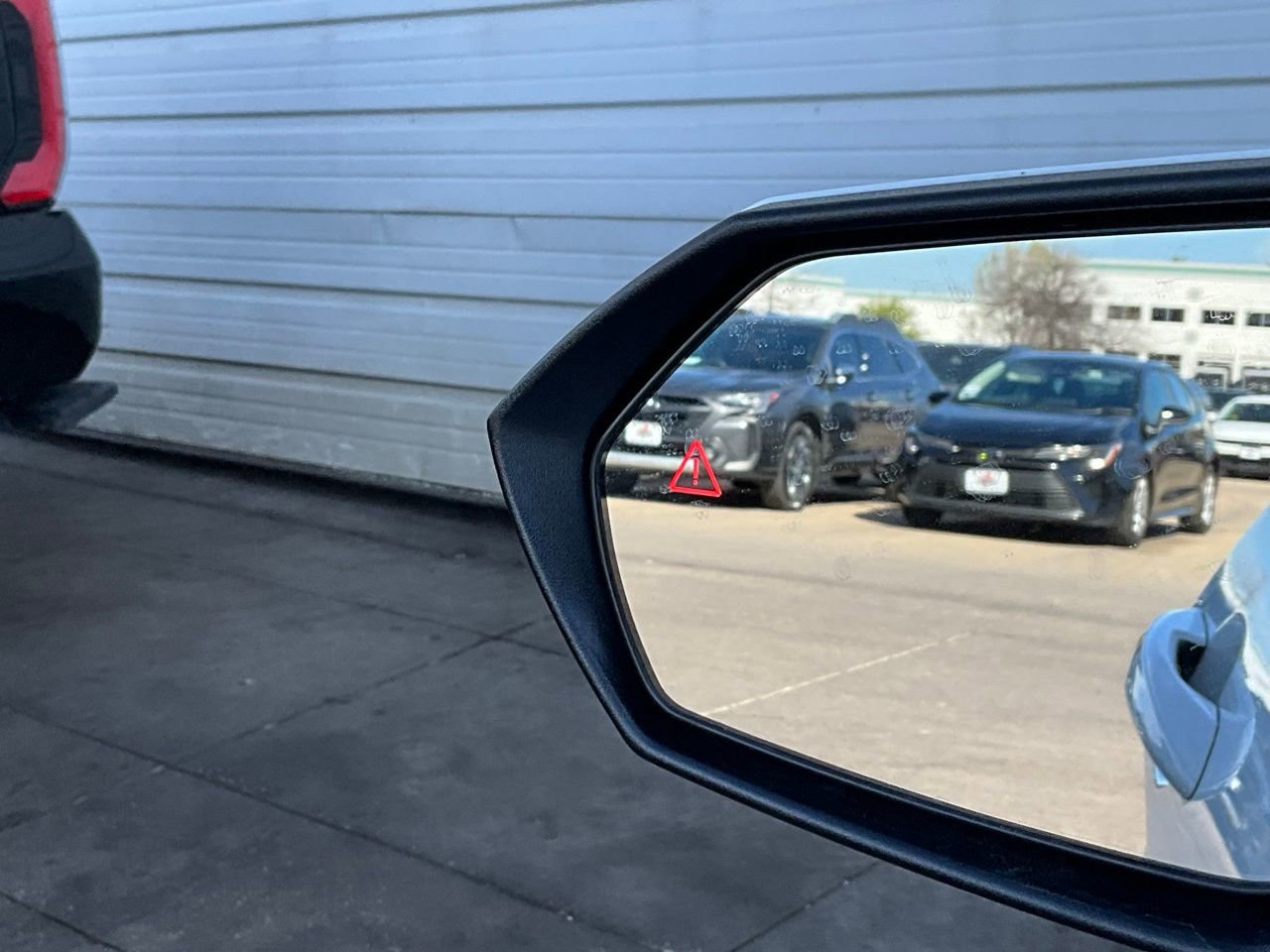 Used 2025 Hyundai Elantra SEL image 20