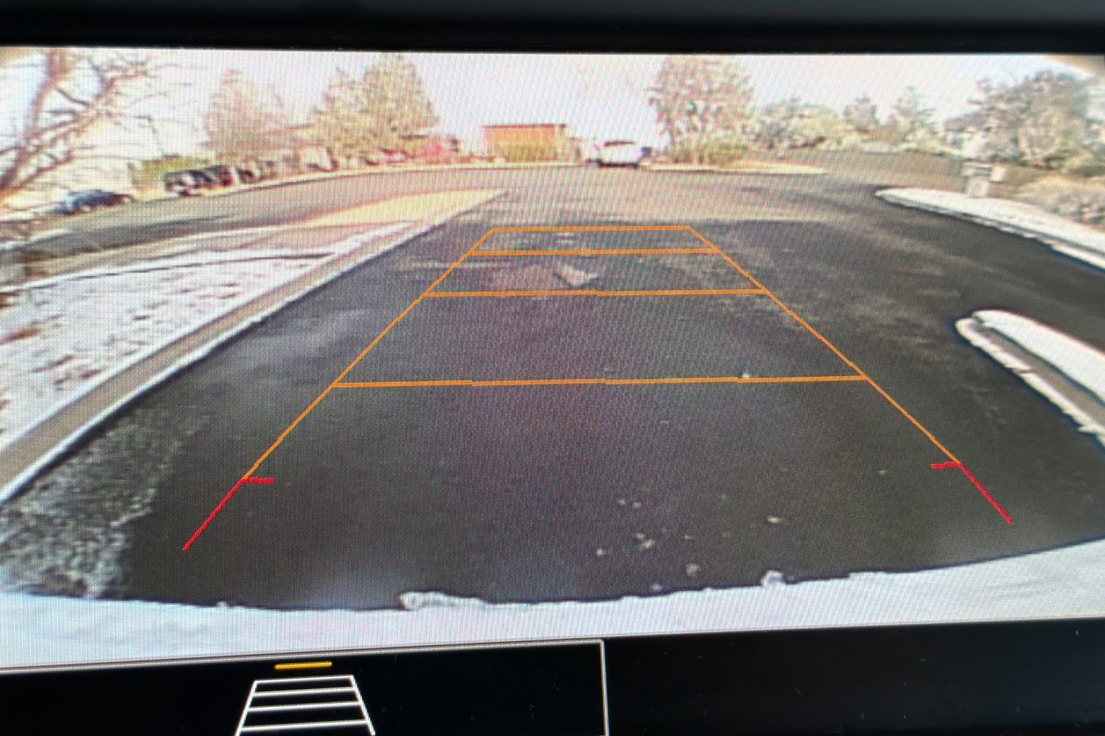 Used 2023 Chevrolet Equinox LS image 19