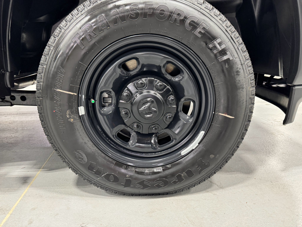 New 2025 RAM 2500 Tradesman AWD/4WD image 7