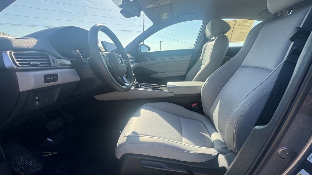 Used 2019 Honda Accord LX image 14