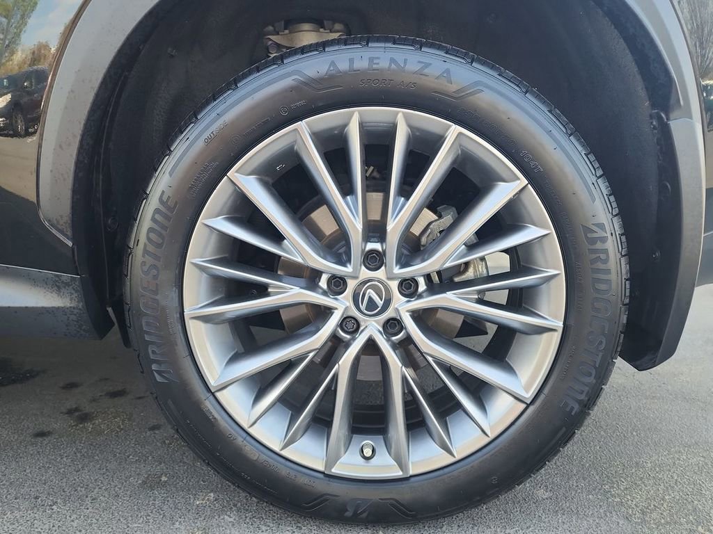 Used 2023 Lexus NX 350h AWD image 32