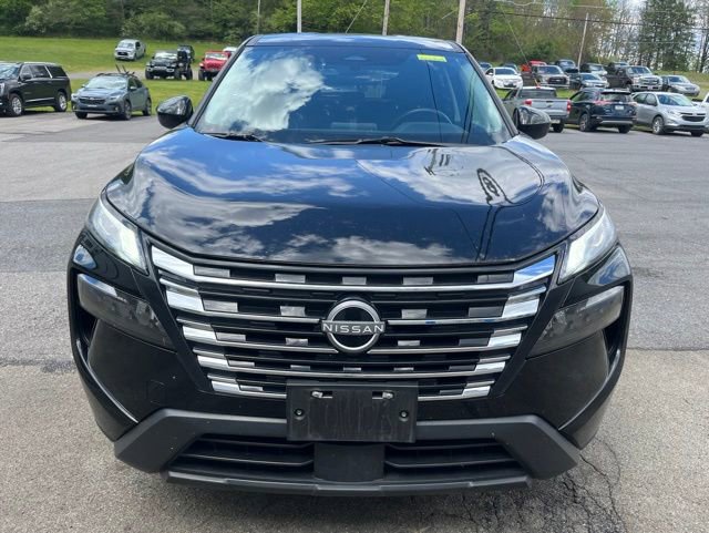 Used 2025 Nissan Rogue SV AWD/4WD image 10