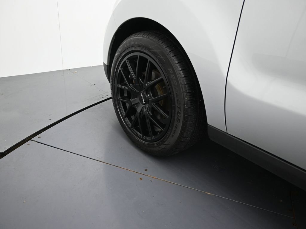 Used 2017 Kia Soul image 11