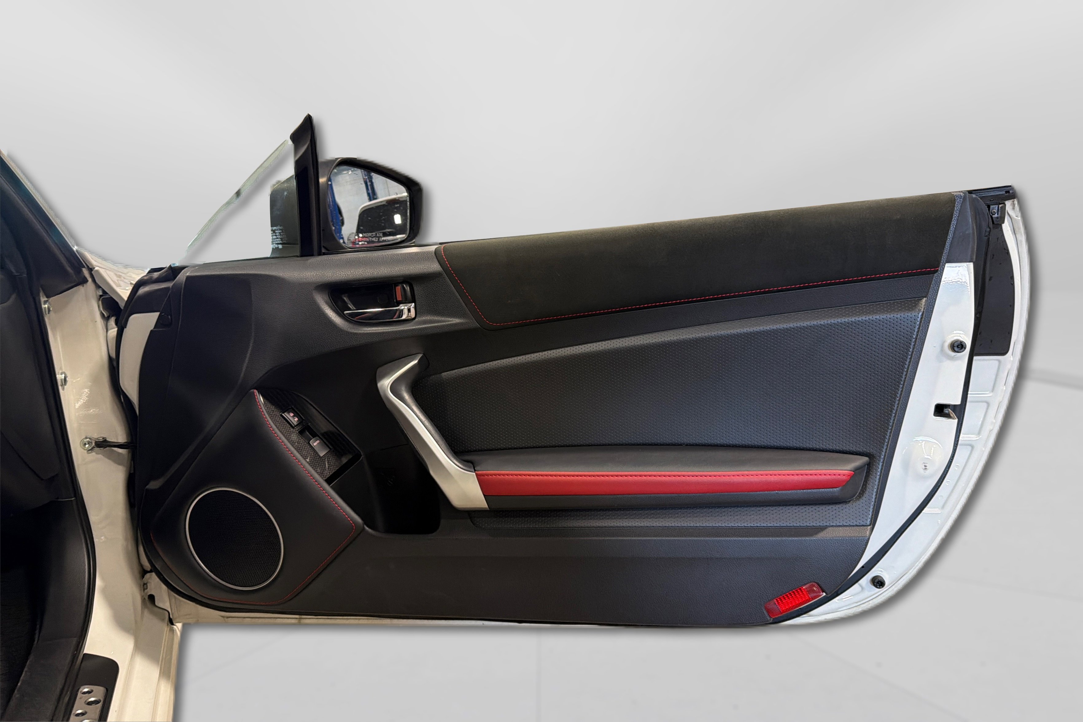 Used 2019 Toyota 86 RWD image 35