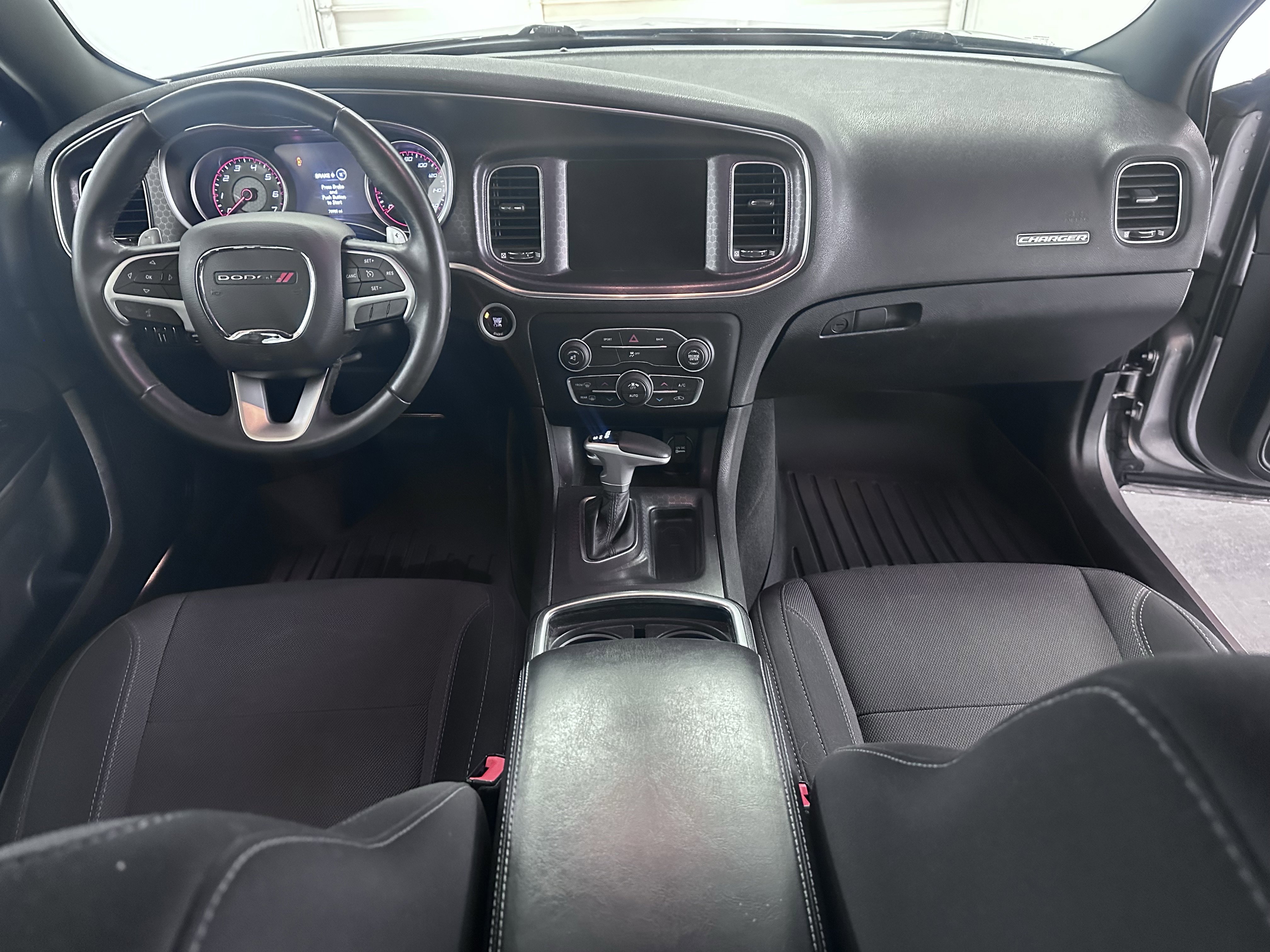 Used 2016 Dodge Charger R/T RWD image 35