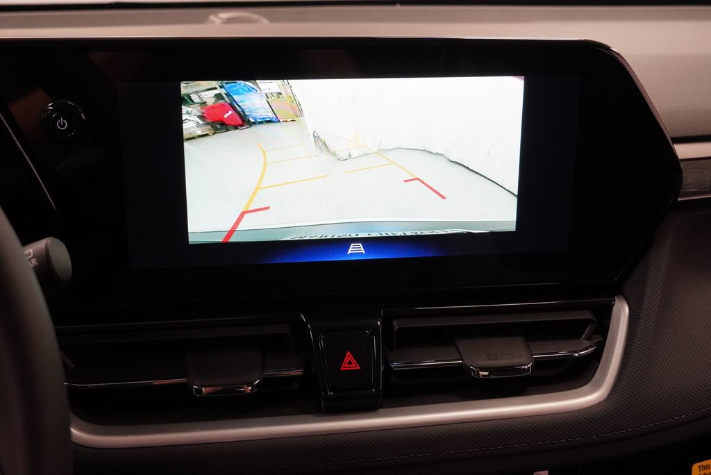 New 2026 Chevrolet TrailBlazer LT w/ LT Cold Weather Package FWD image 17