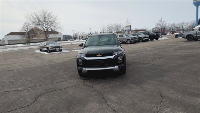 Used 2023 Chevrolet TrailBlazer LT image 3