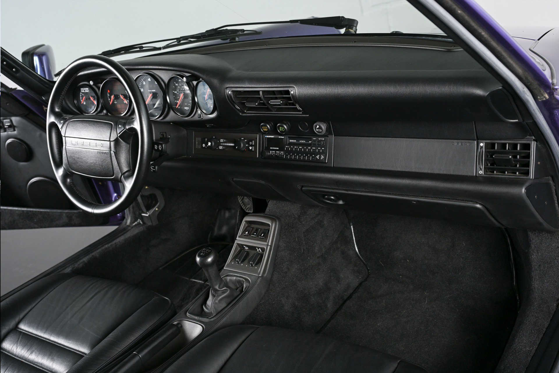 Used 1991 Porsche 911 Carrera image 24