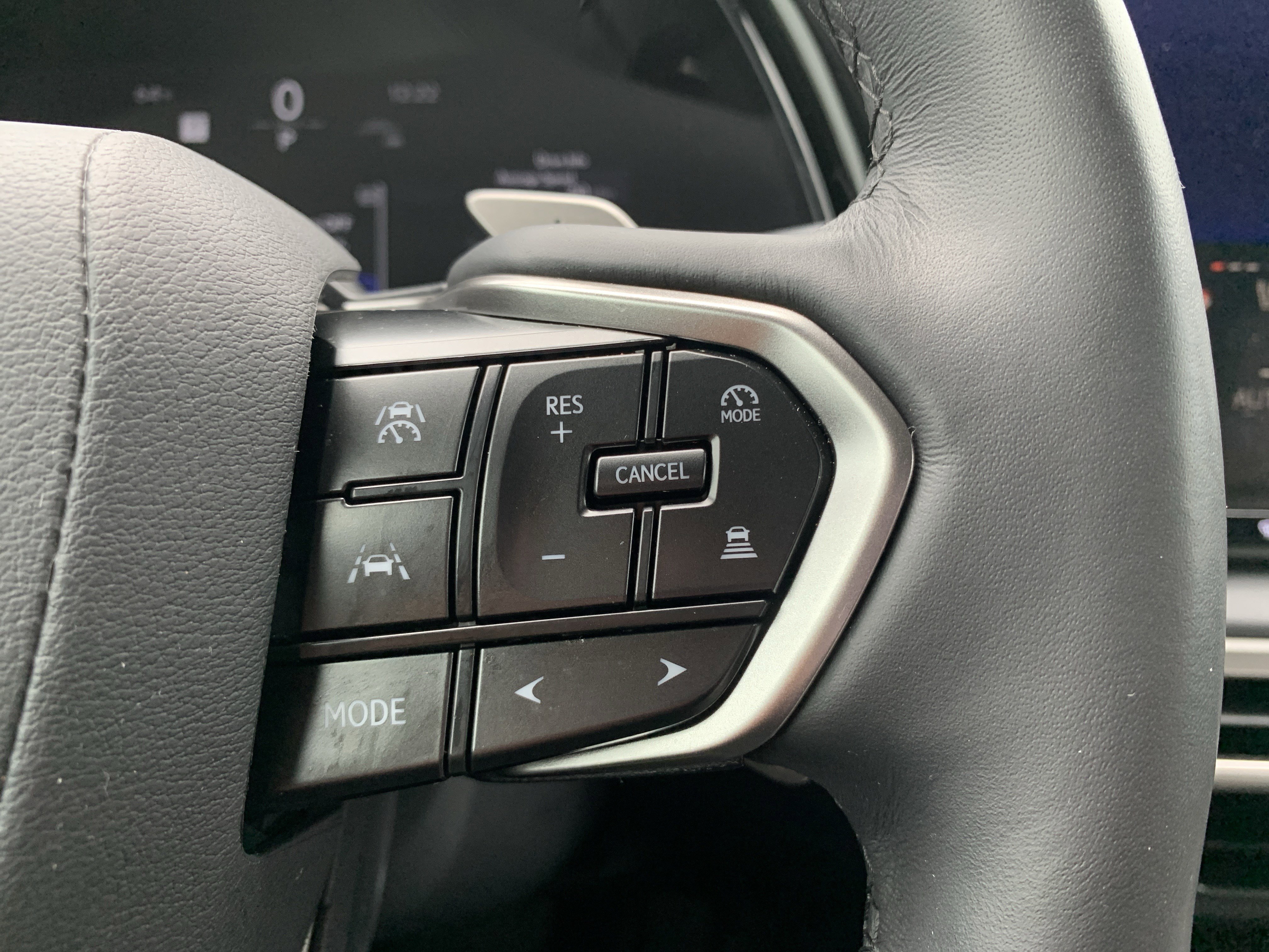 Used 2025 Lexus RX 350 F Sport w/ Convenience Package AWD/4WD image 20