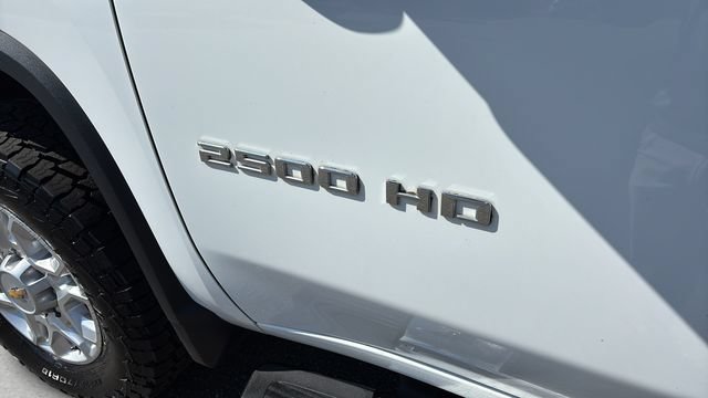 Used 2024 Chevrolet Silverado 2500 LT w/ Convenience Package AWD/4WD image 39