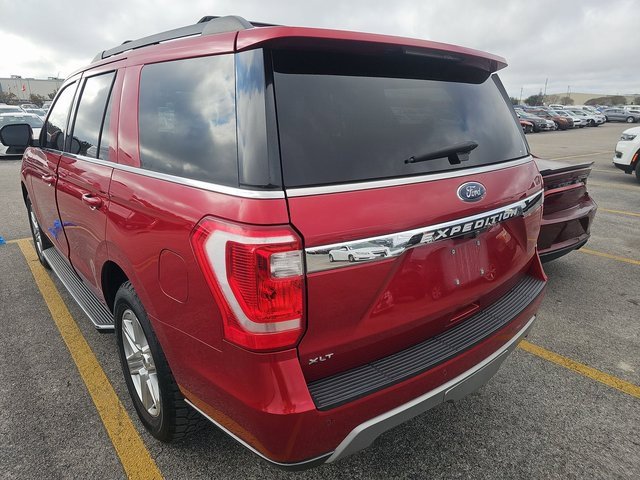 Used 2020 Ford Expedition XLT w/ Equipment Group 202A image 4