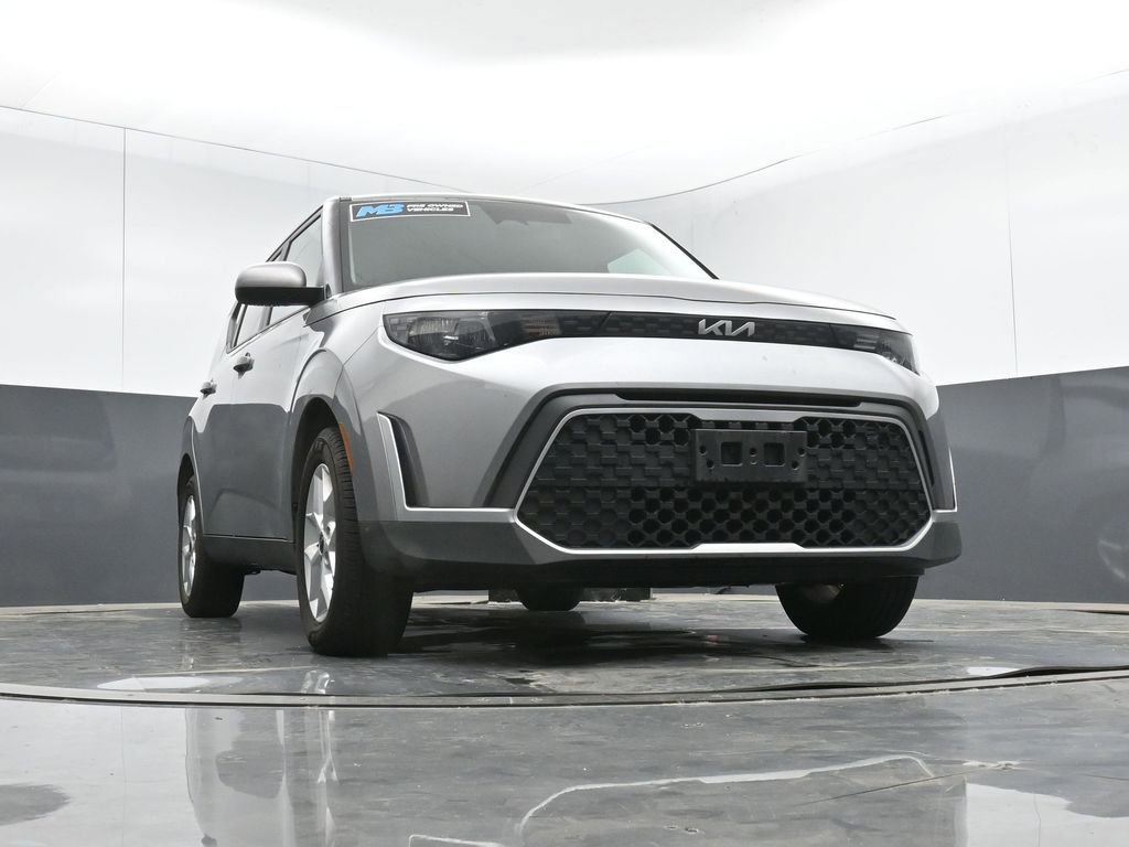 Used 2025 Kia Soul LX w/ LX Technology Package image 45