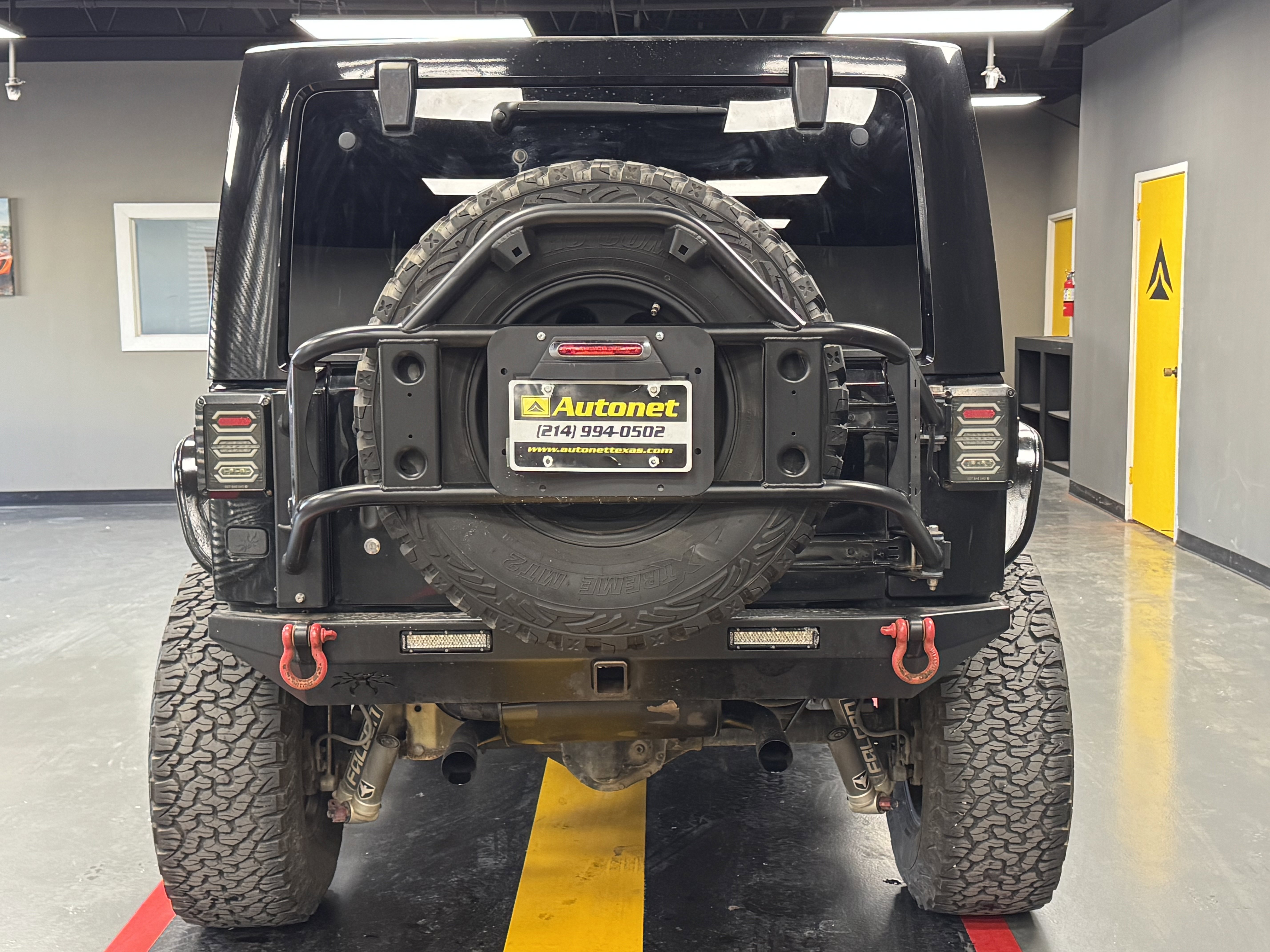 Used 2011 Jeep Wrangler Unlimited Sahara image 5