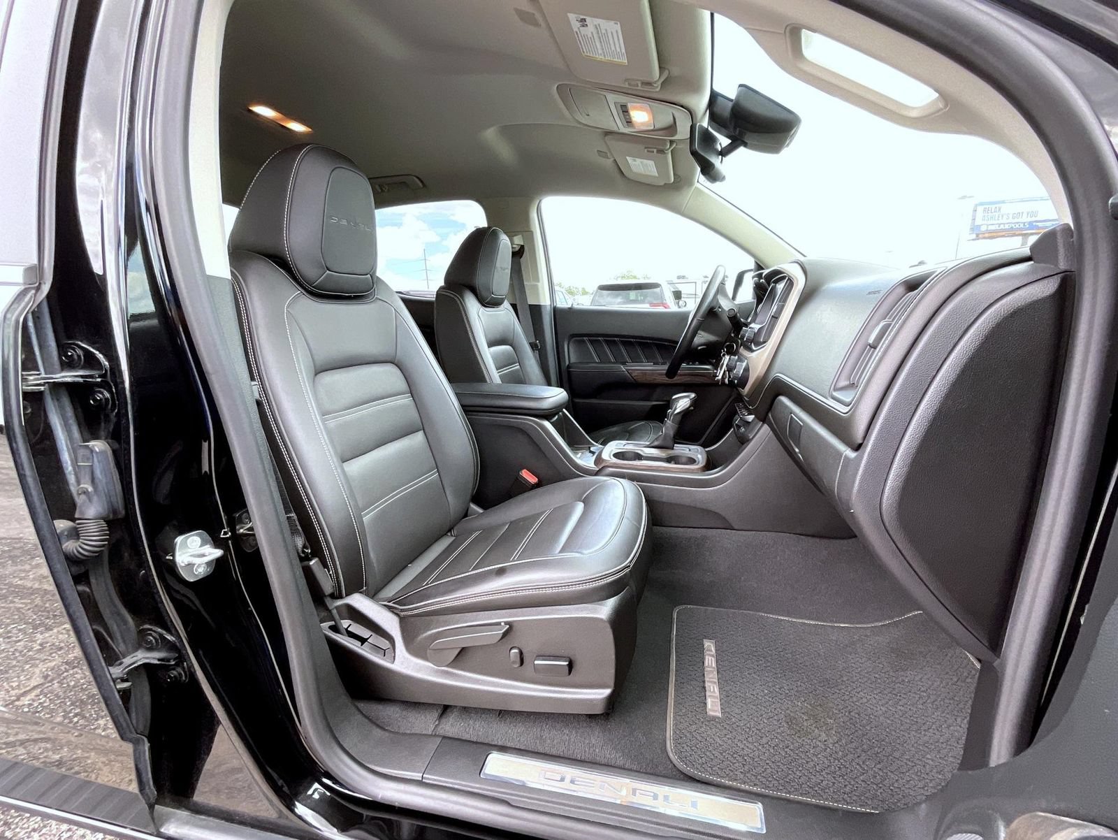 Certified 2022 GMC Canyon Denali AWD/4WD image 15